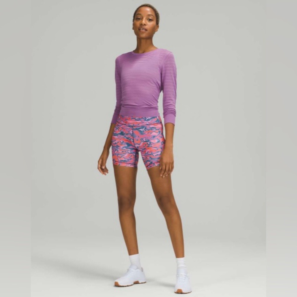 EUC 🍋 Lululemon Wunder Train High-Rise Short 6"
